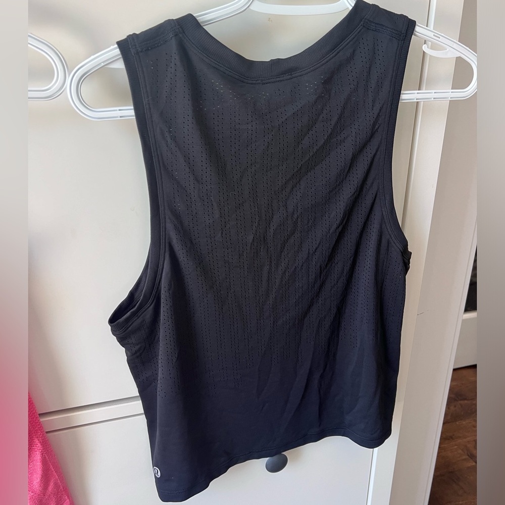 Lululemon 2 tanks for 1